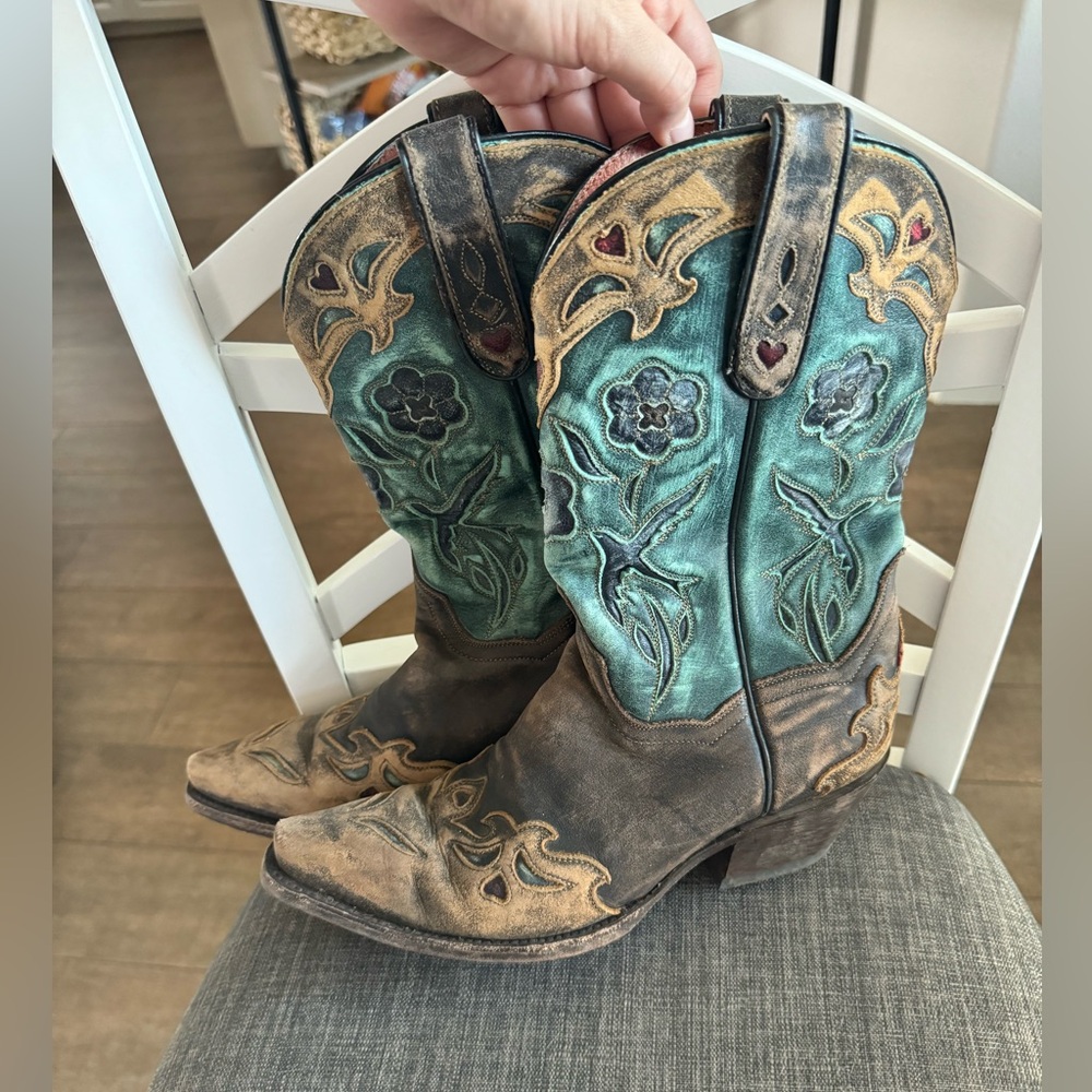 Dan Post Boots, Vintage Bluebird , women’s size 7 1/2